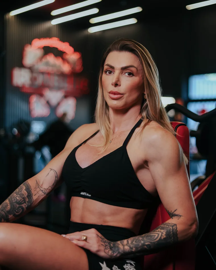 Angela Borges